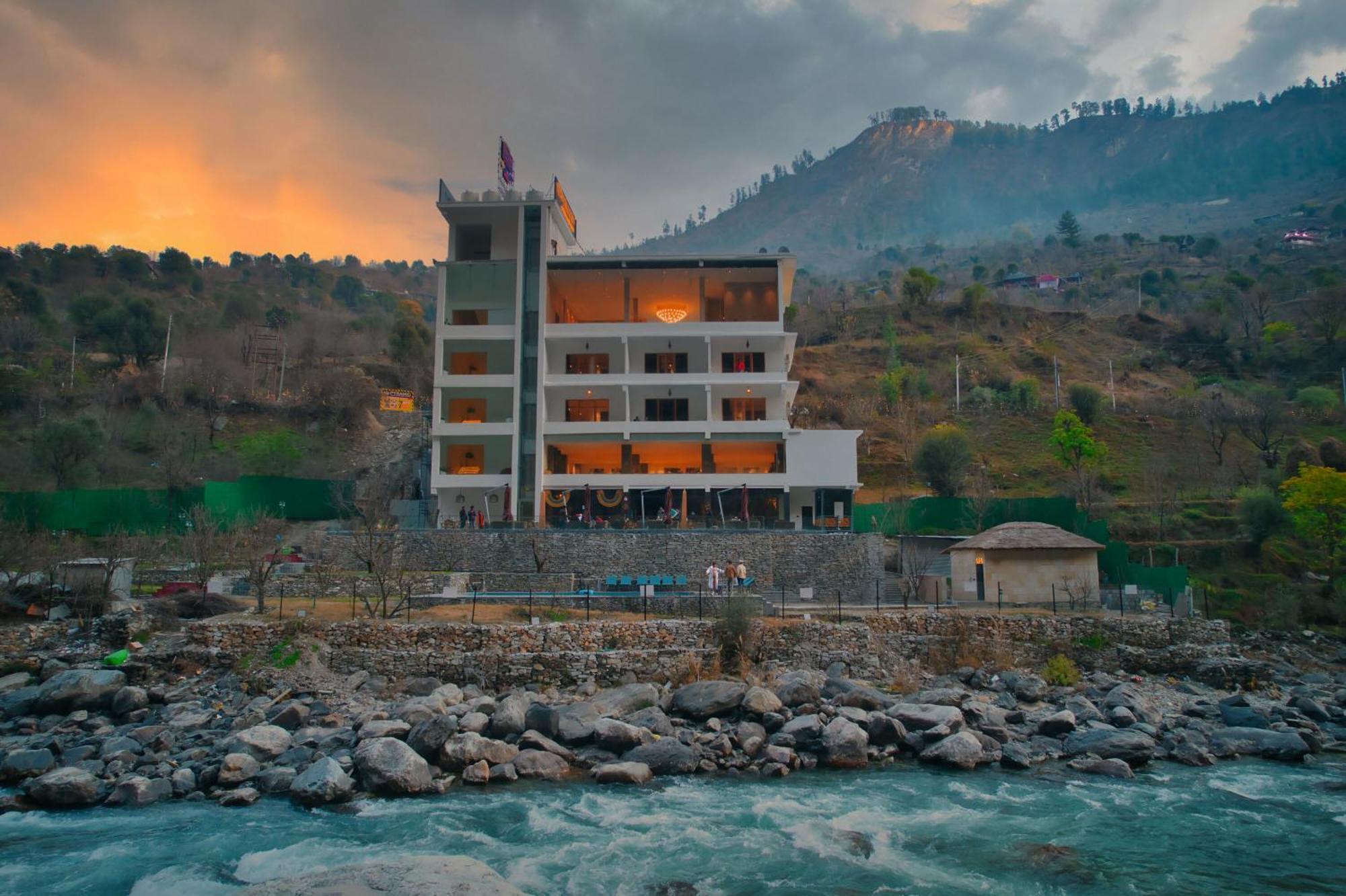 Echor Palm Bliss Riverside Resort & Spa Kasol Exteriör bild