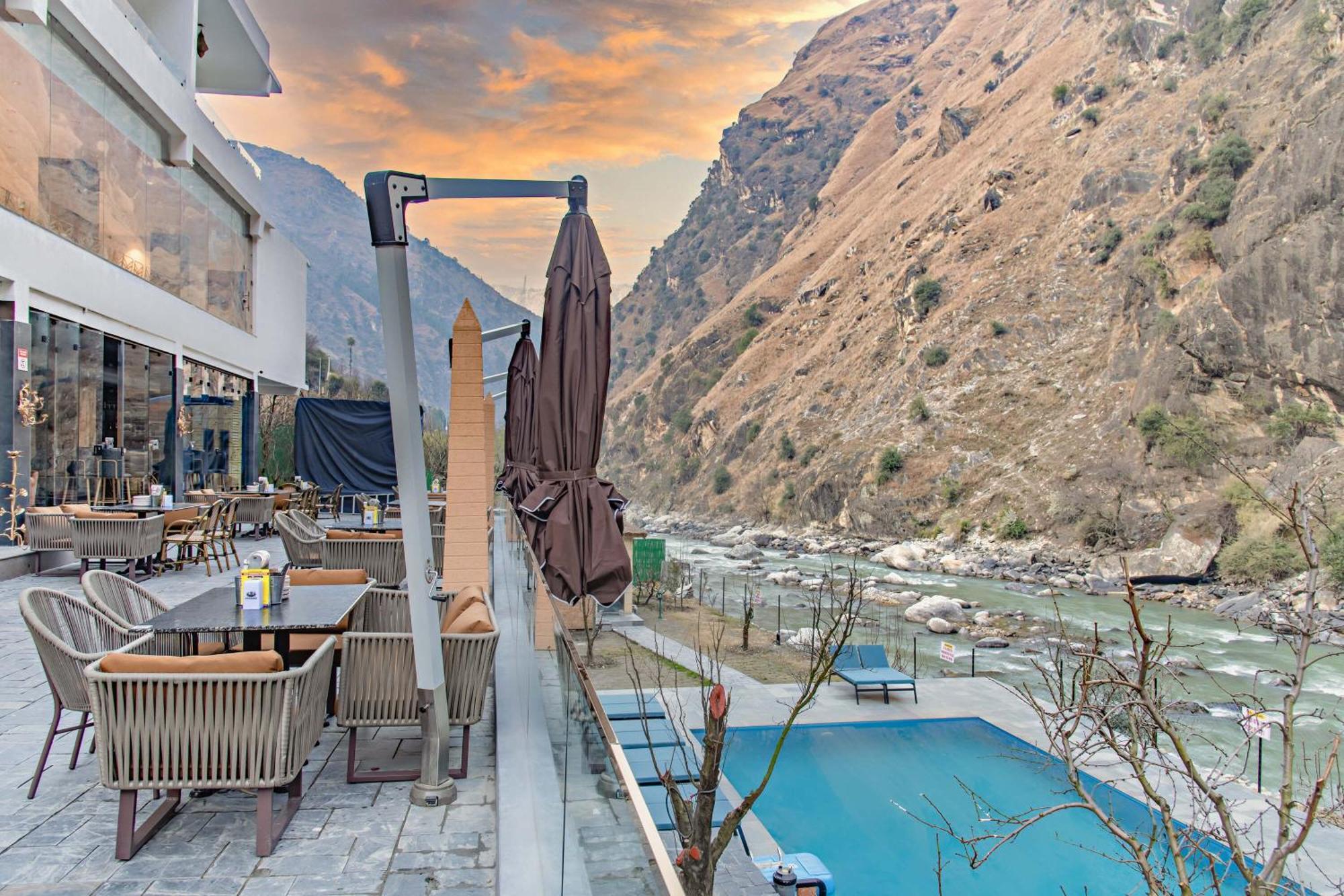 Echor Palm Bliss Riverside Resort & Spa Kasol Exteriör bild